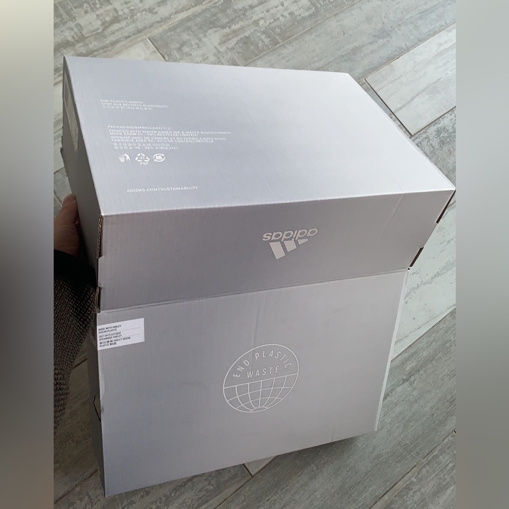 1pcs Adidas Gift Wrap Packaging Shoe Box - Picture 8 of 16